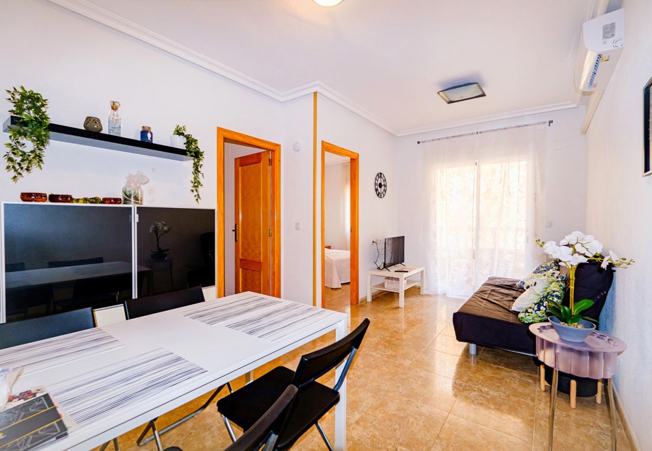 Apartamento en Torrevieja - ID90