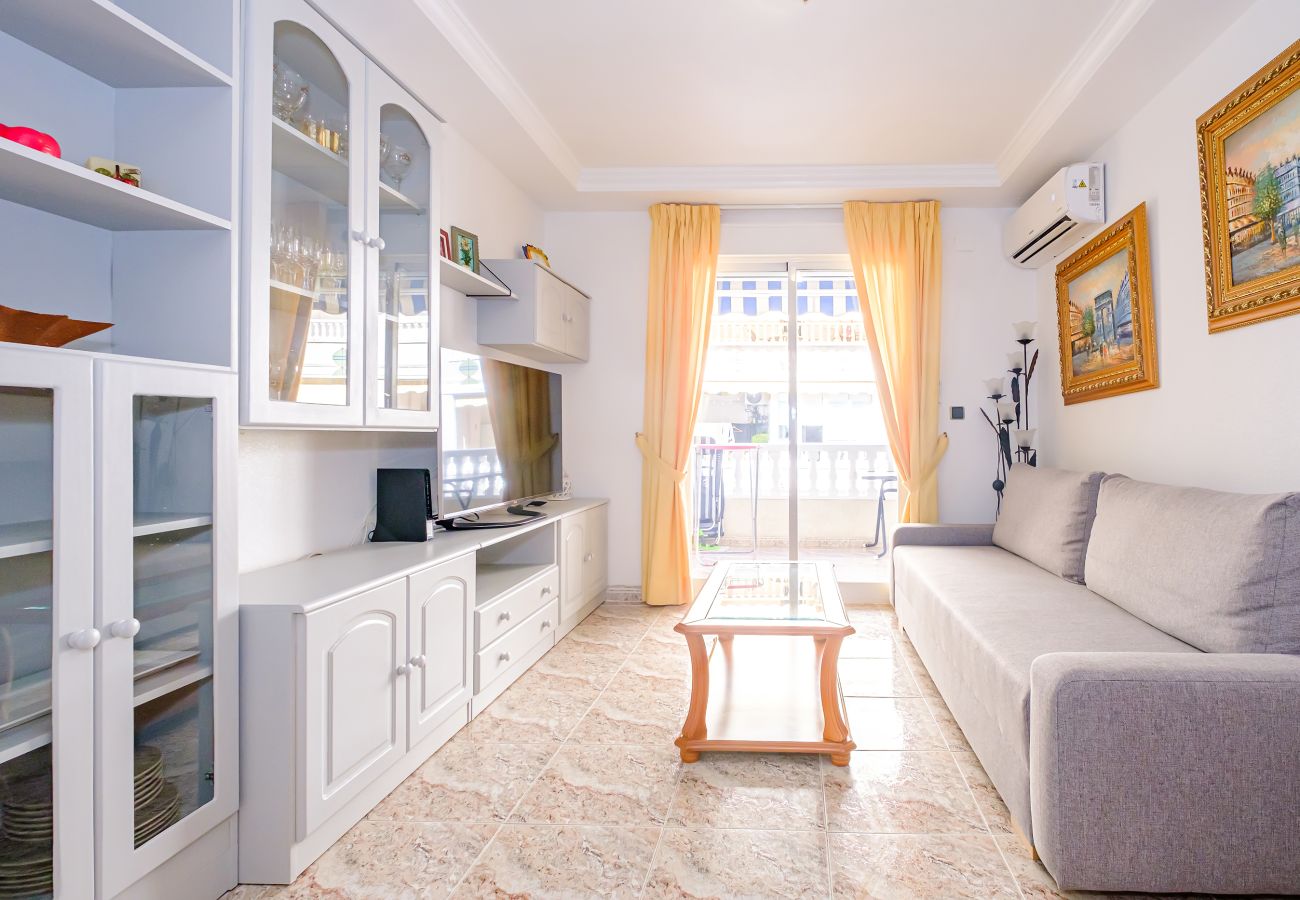 Apartamento en Torrevieja - ID111