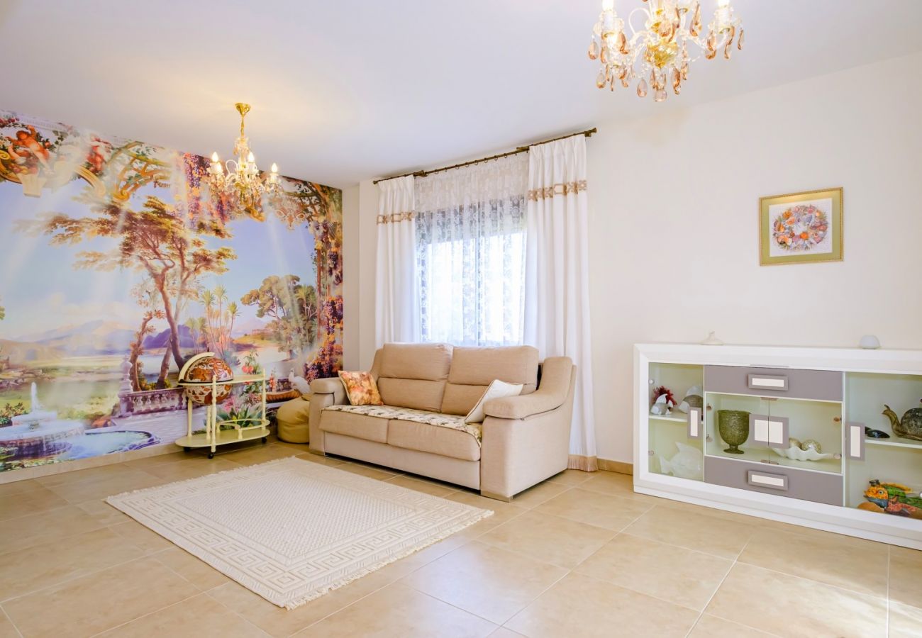 Villa en Torrevieja - ID119