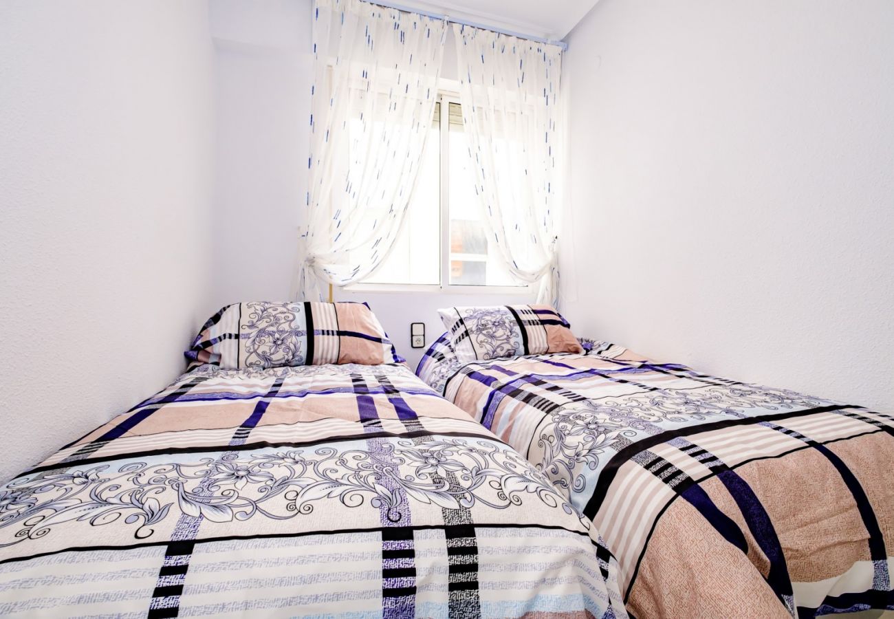 Apartamento en Torrevieja - ID171