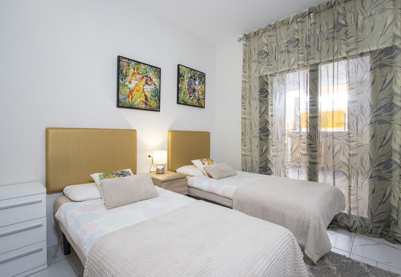 Apartment in Torrevieja - ID66