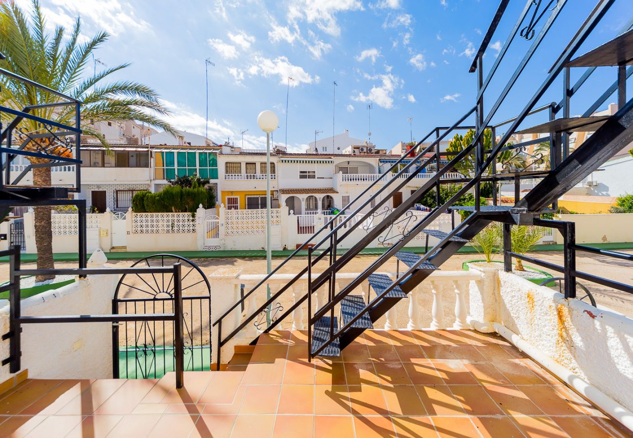 Bungalow in La Mata - ID120