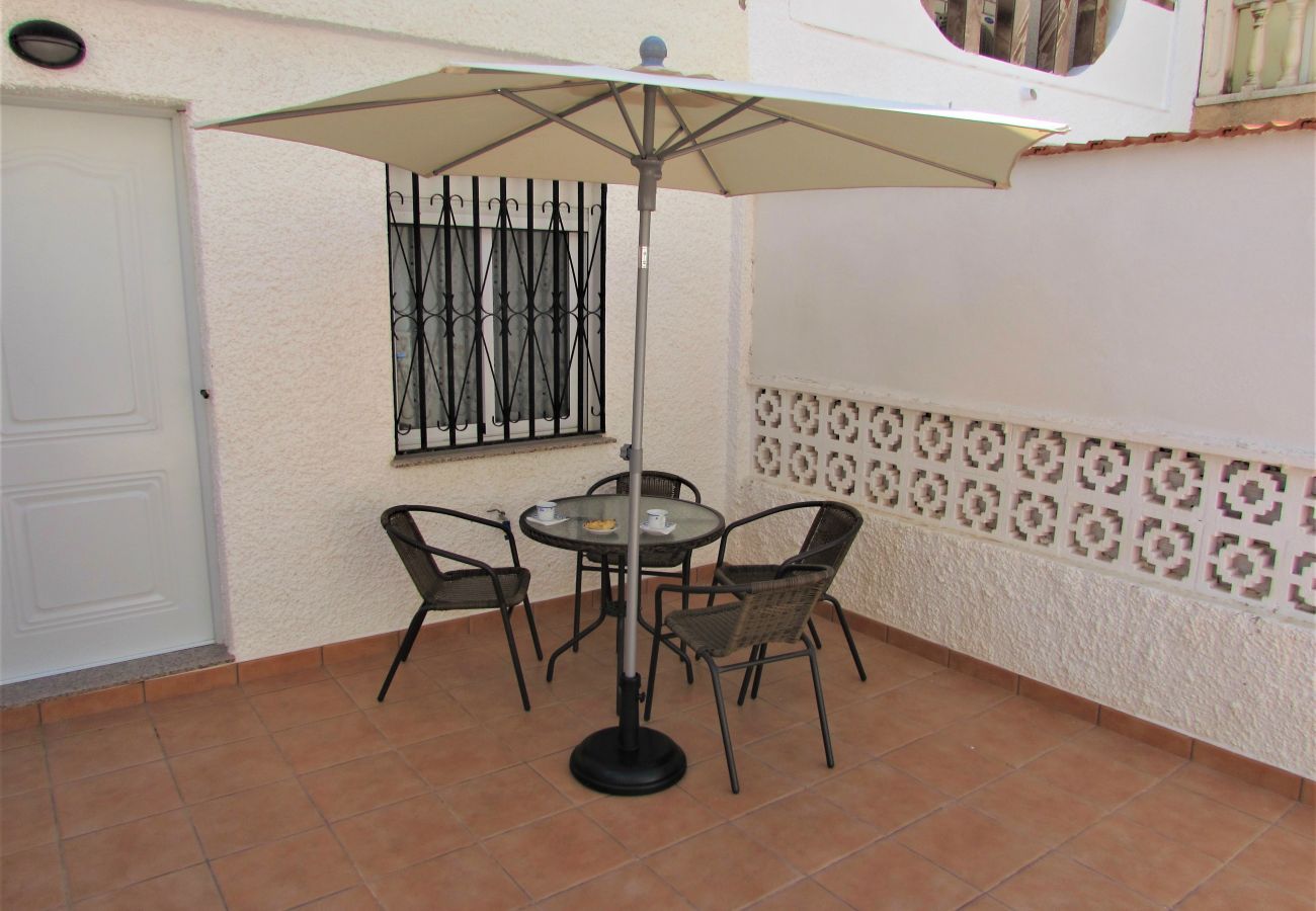 Bungalow in La Mata - ID120