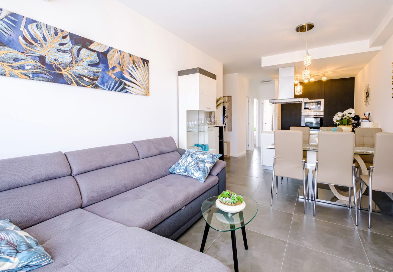 Apartment in Orihuela Costa - ID175