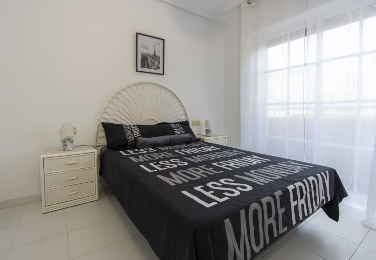 Apartment in Torrevieja - ID161