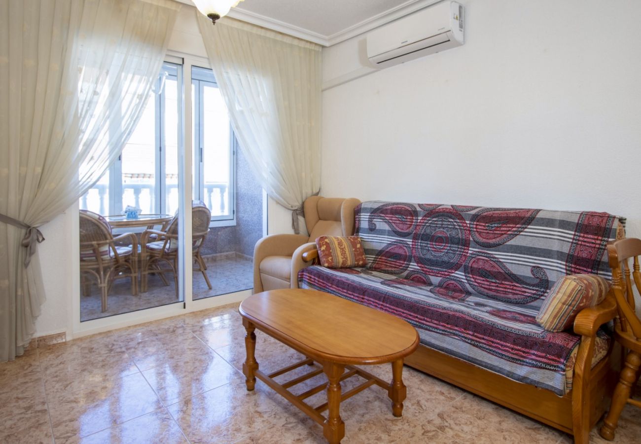 Apartment in Torrevieja - ID166