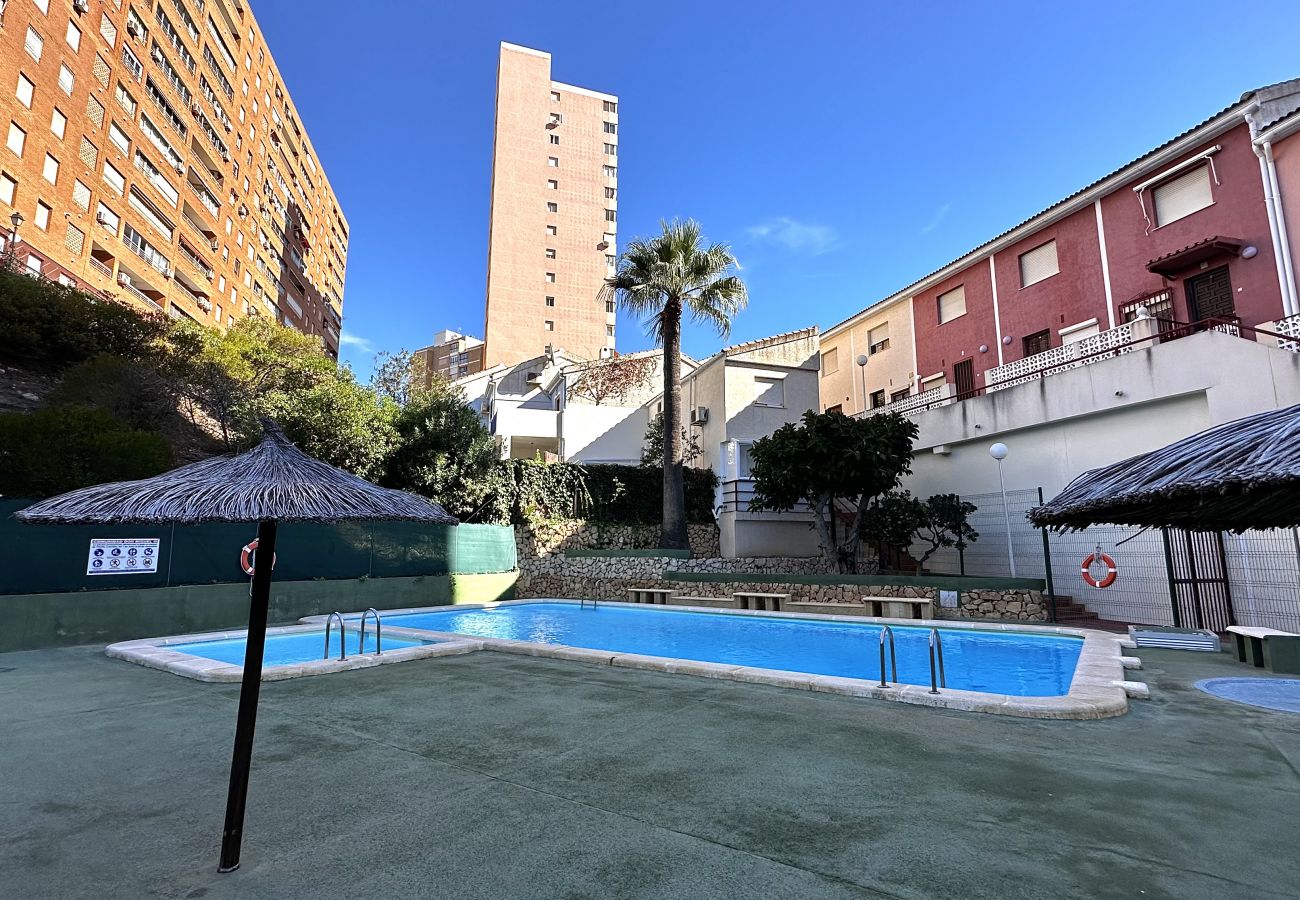 Bungalow in Benidorm - BUNGALOW PLAYA PONIENTE BENIDORM