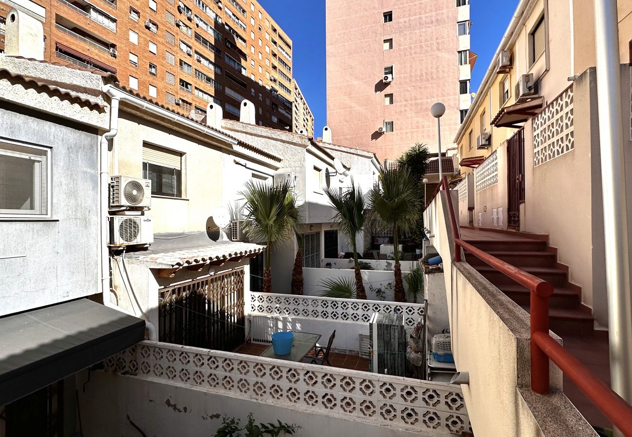 Bungalow in Benidorm - BUNGALOW PLAYA PONIENTE BENIDORM